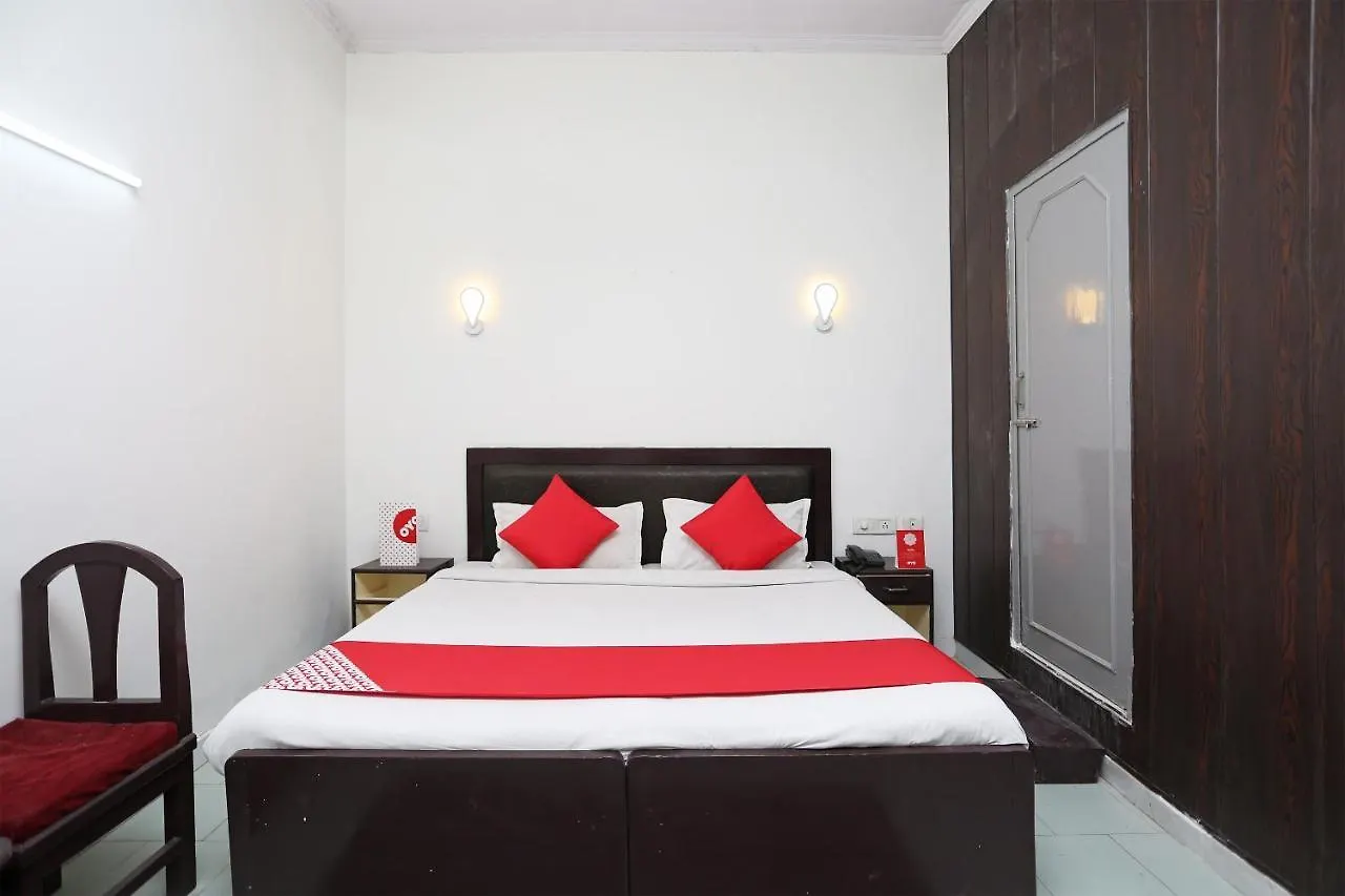Oyo 14511 Apollo Inn Agra  Ινδία